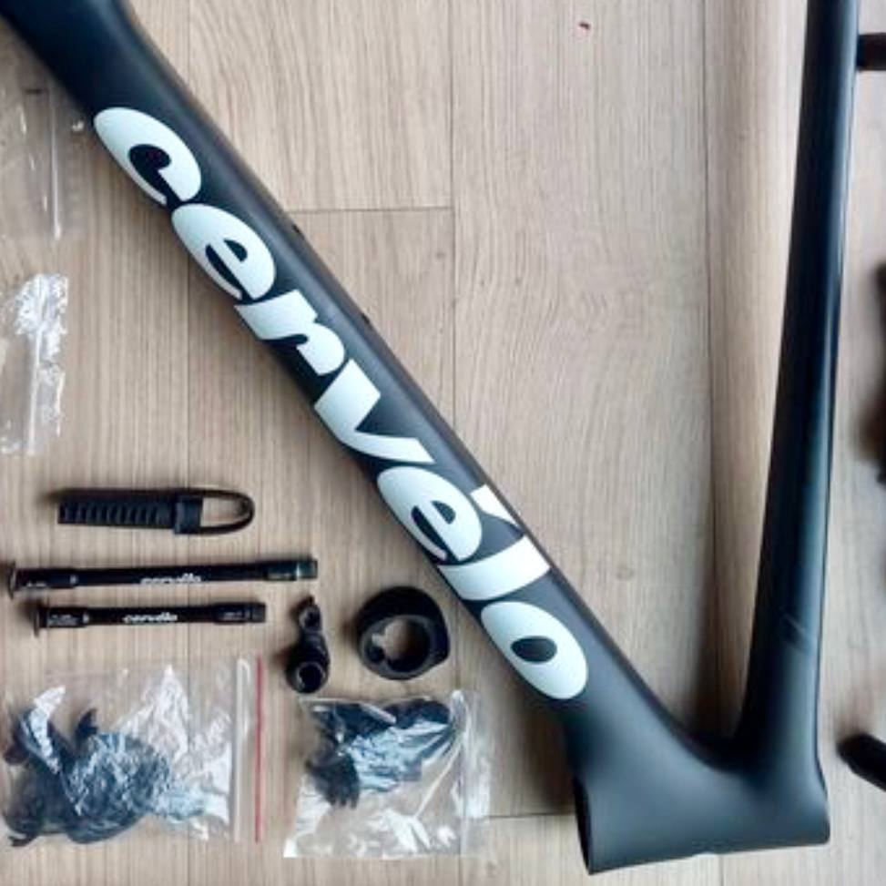 Kit Cadre Vélo de Route Carbone – Endurance / Performance – Taille 54 – Occasion Premium