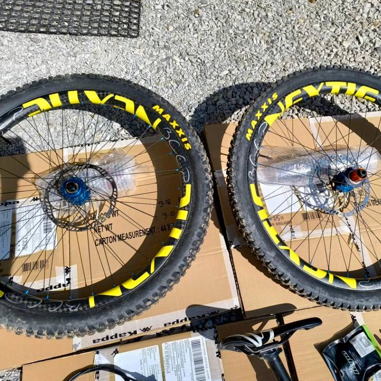 Kit Cadre VTT Tout-Suspendu 29” – Carbone – Taille L – Occasion Premium