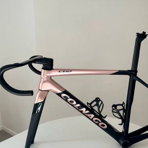 Cadre vélo de route carbone aéro endurance – Freins à disque – Noir mat